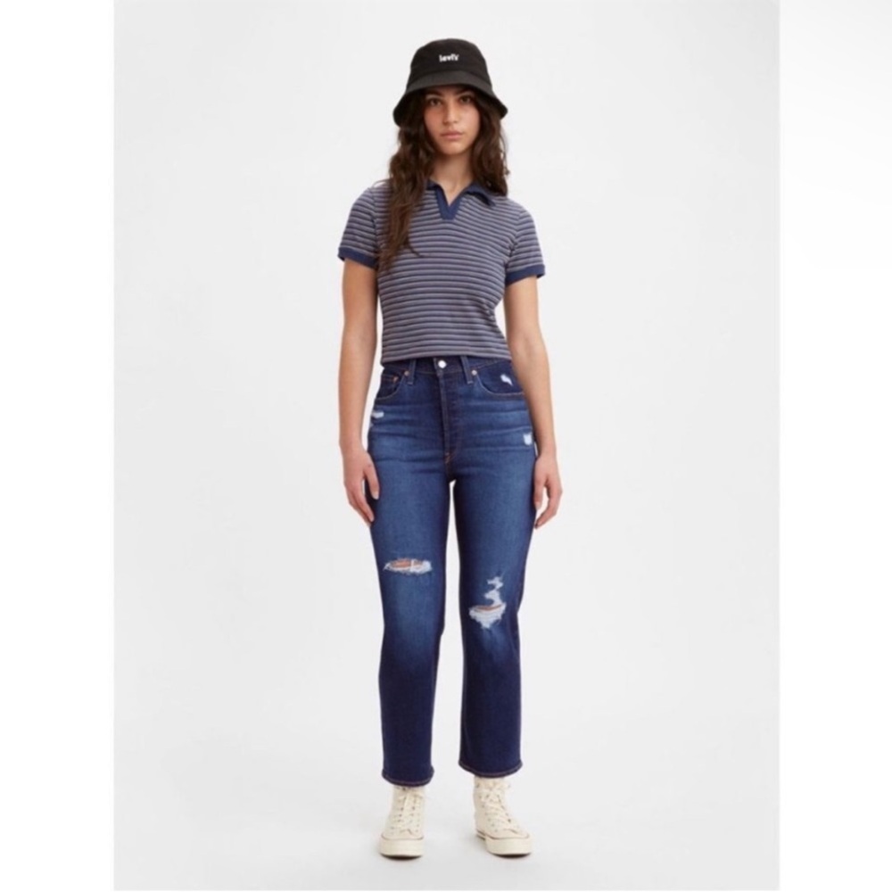 Levi’s Ribcage Straight Ankle Buttonfly Denim Jeans Size 28.